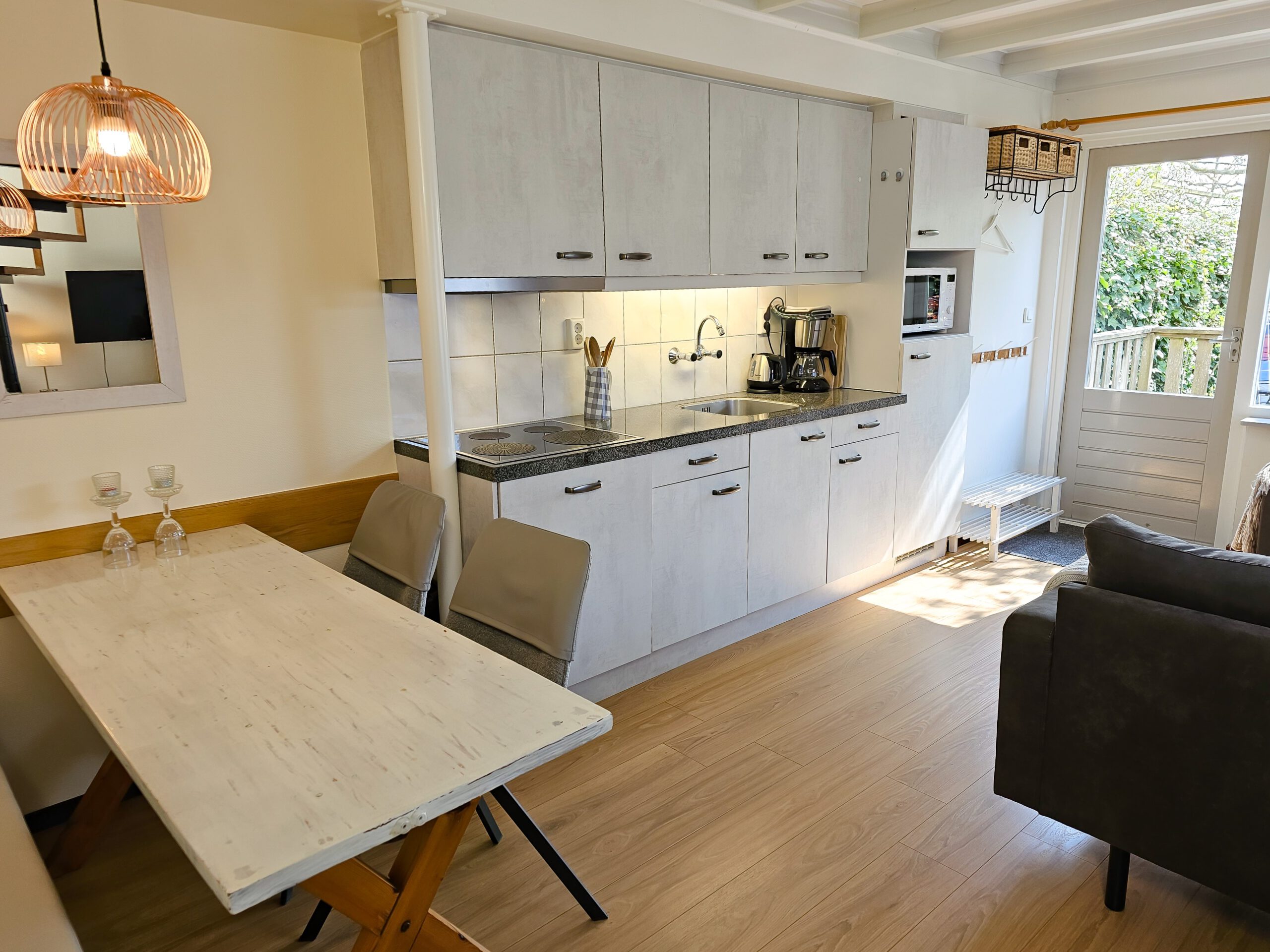 openkeuken-eettafel-zeeland